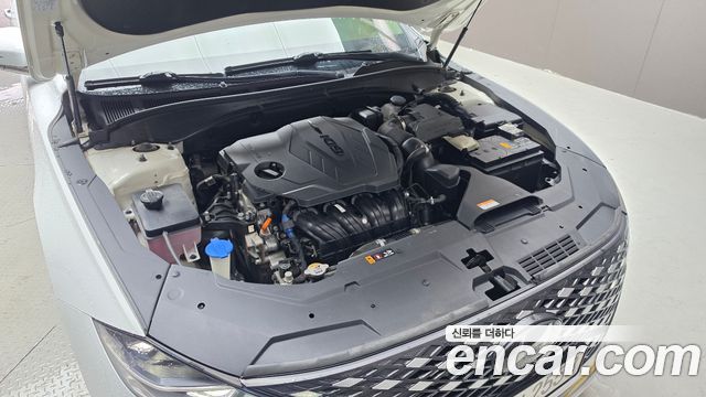 Hyundai Grandeur 2022 — photo 6