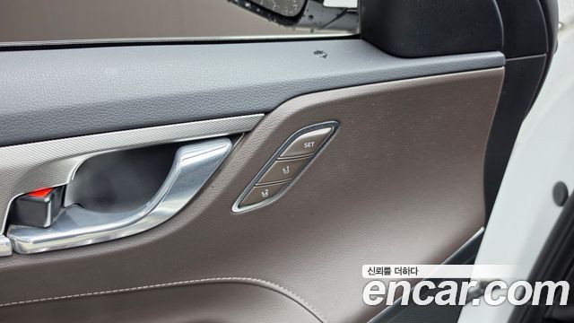Hyundai Grandeur 2022 — photo 32