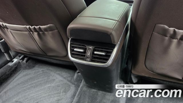 Hyundai Grandeur 2022 — photo 35
