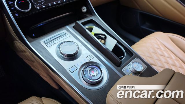 Genesis GV80 2023 — photo 12
