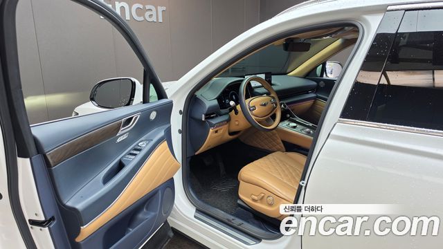 Genesis GV80 2023 — photo 13