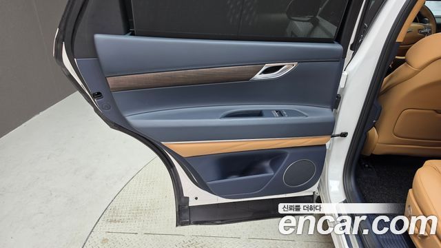 Genesis GV80 2023 — photo 15
