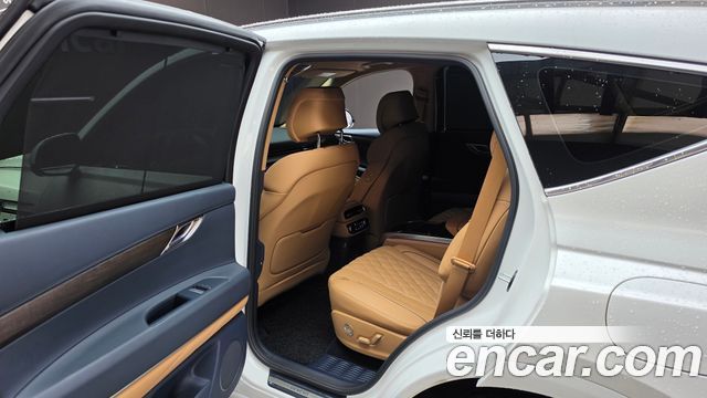Genesis GV80 2023 — photo 16