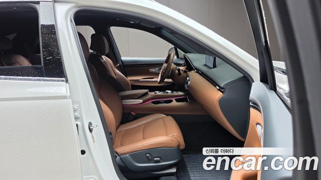Genesis GV70 2022 — photo 17