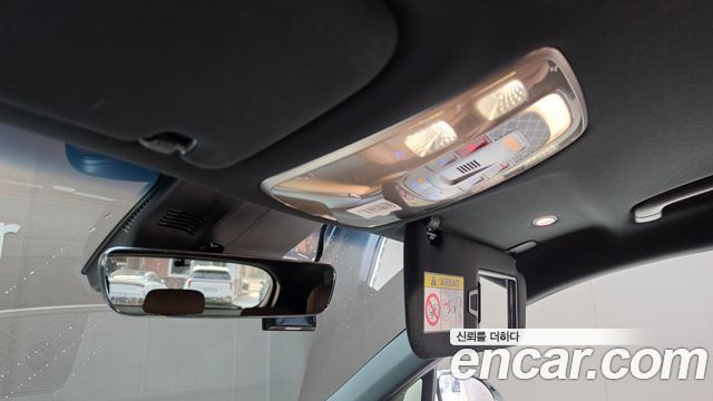 Genesis GV70 2022 — photo 26