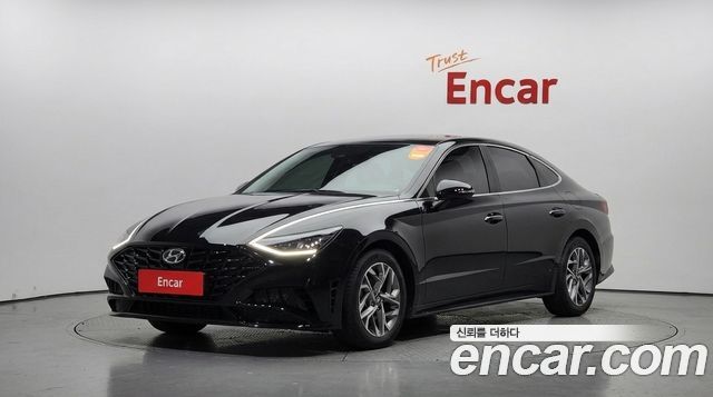 Hyundai Sonata 2022 — photo 1
