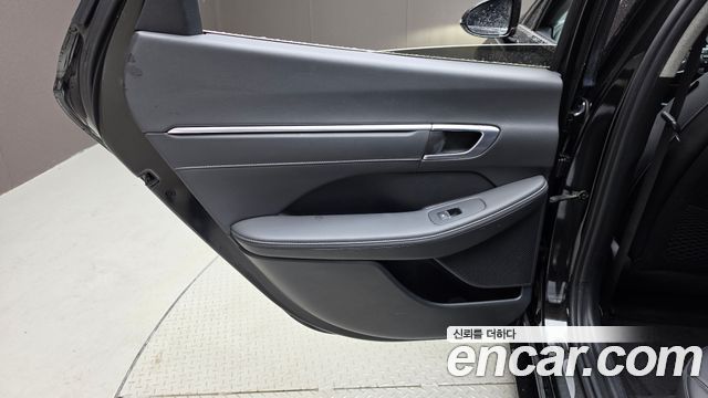 Hyundai Sonata 2022 — photo 15