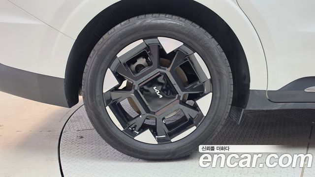 Kia Canival 2024 — photo 5