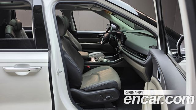 Kia Canival 2024 — photo 18