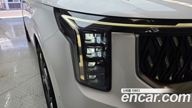 Kia Canival 2024 — photo 8