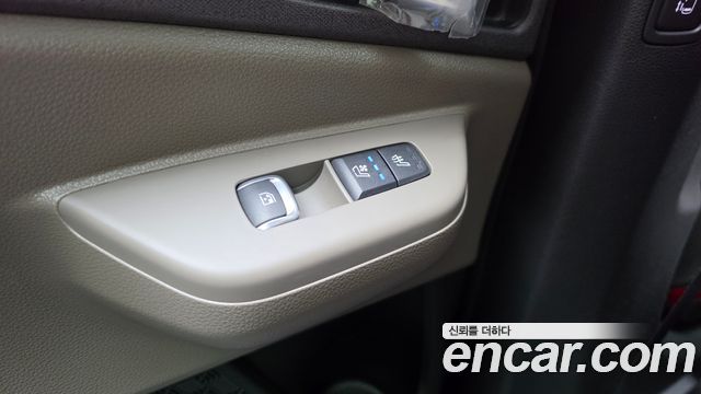 Kia Canival 2024 — photo 32