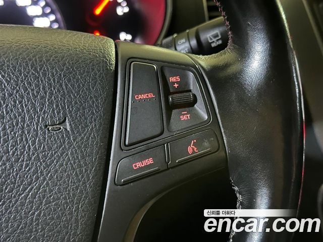 Kia Sorento 2013 — photo 17