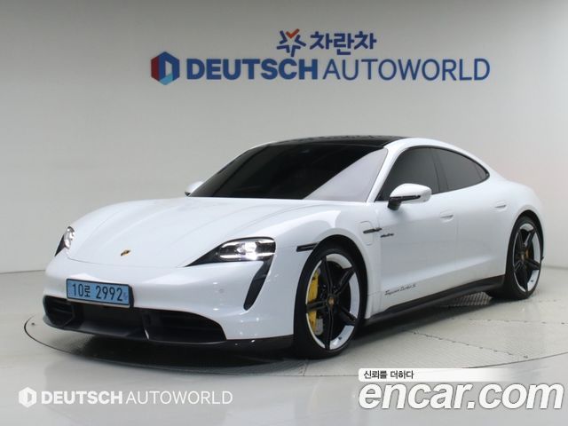 Porsche Taycan 2021 — photo 2