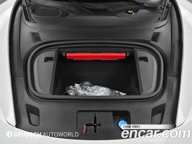 Porsche Taycan 2021 — photo 7