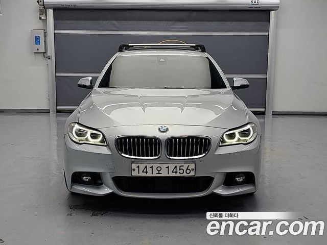 BMW 5-Series 2016 — photo 2