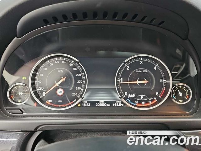 BMW 5-Series 2016 — photo 6