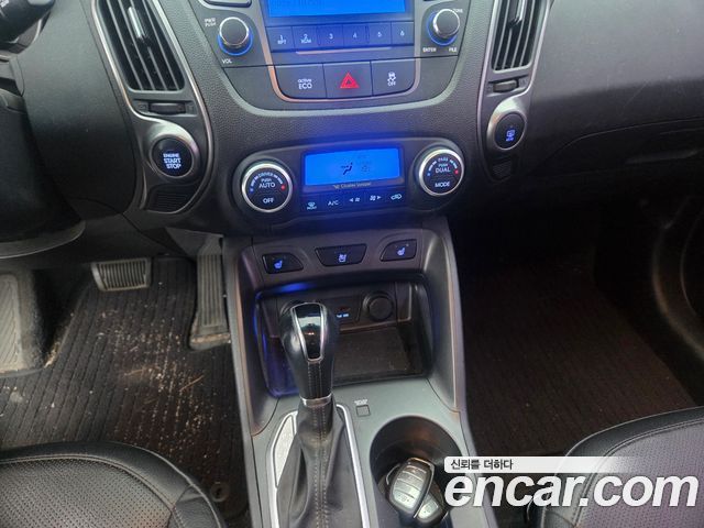 Hyundai Tucson 2015 — photo 8