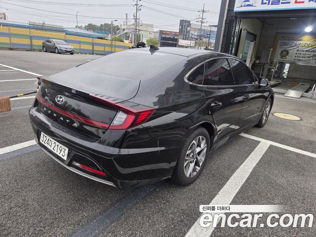 Hyundai Sonata 2022 — photo 4