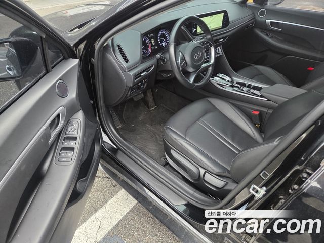 Hyundai Sonata 2022 — photo 7