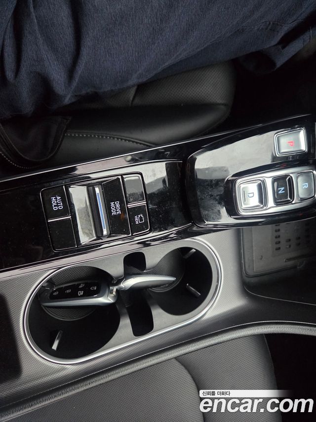 Hyundai Sonata 2022 — photo 12