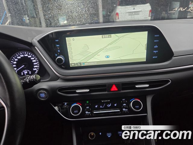 Hyundai Sonata 2022 — photo 14