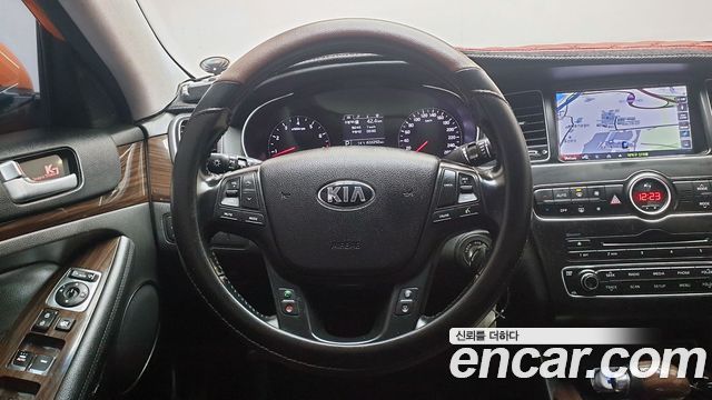 Kia K7 2016 — photo 10