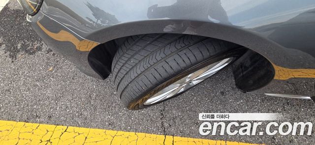 Mercedes-Benz E-Class 2017 — photo 5