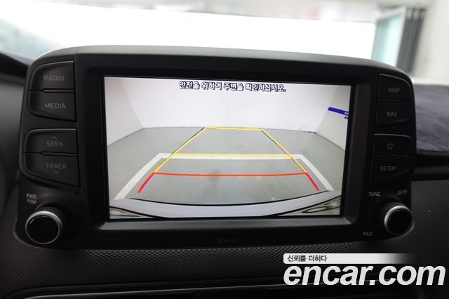 Hyundai Kona 2018 — photo 16