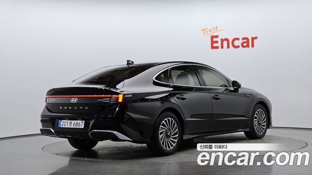 Hyundai Sonata 2025 — photo 2