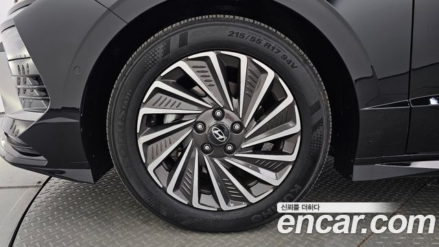 Hyundai Sonata 2025 — photo 5