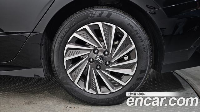 Hyundai Sonata 2025 — photo 7