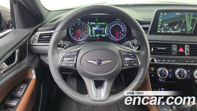 Genesis G70 2019 — photo 19