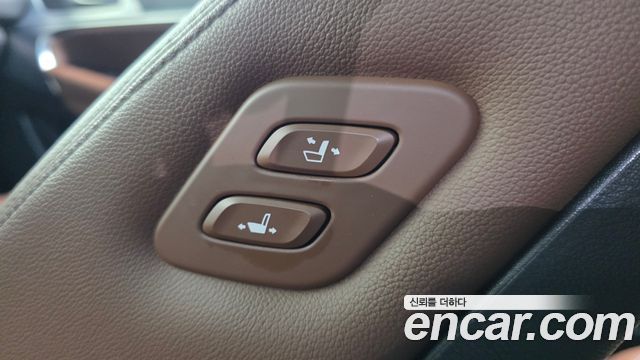 Genesis G70 2019 — photo 21