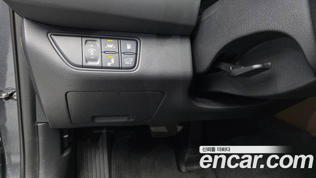 Genesis G70 2019 — photo 26