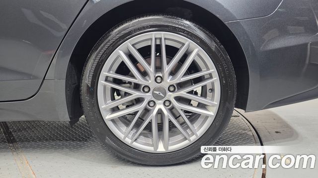 Genesis G70 2019 — photo 7