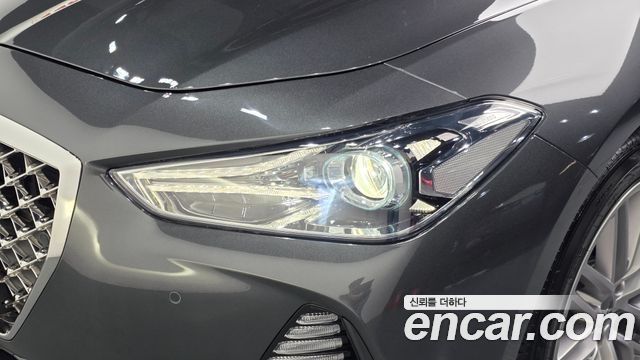 Genesis G70 2019 — photo 8