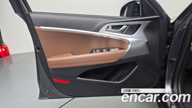 Genesis G70 2019 — photo 14