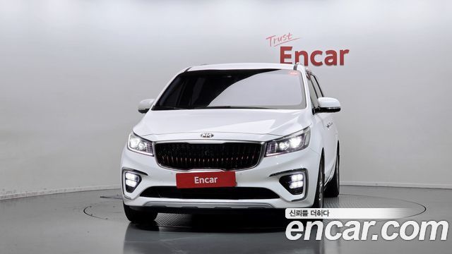 Kia Canival 2019 — photo 3