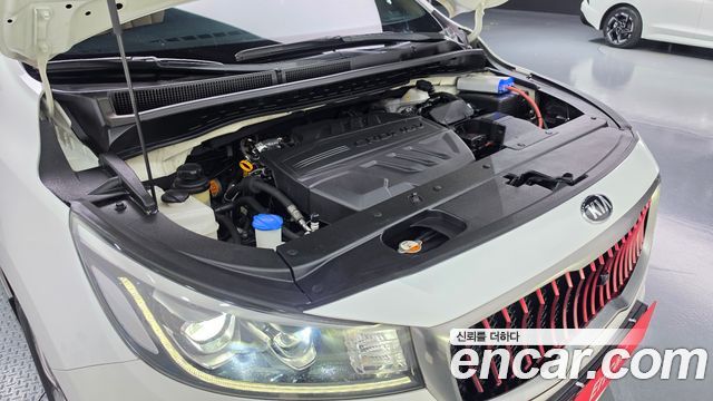 Kia Canival 2019 — photo 6