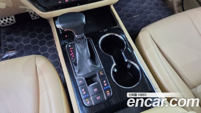 Kia Canival 2019 — photo 9