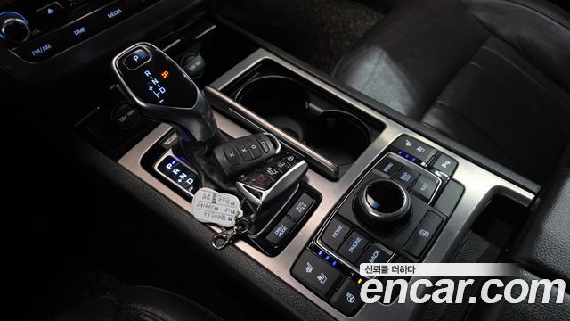Hyundai Genesis 2015 — photo 9