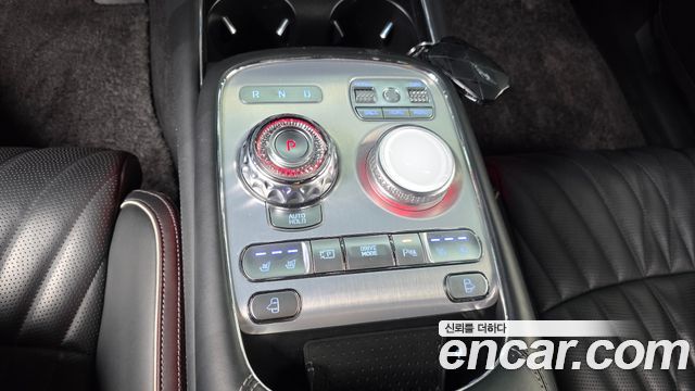 Genesis G90 2022 — photo 9