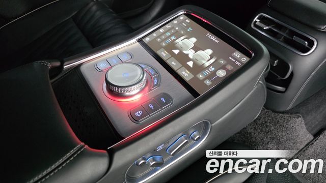 Genesis G90 2022 — photo 18