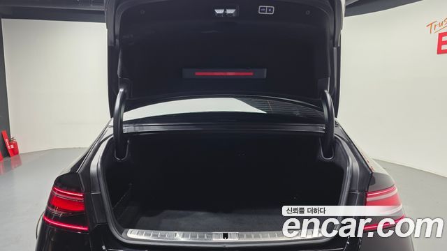 Genesis G90 2022 — photo 20
