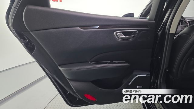 Renault Korea SM6 2016 — photo 15