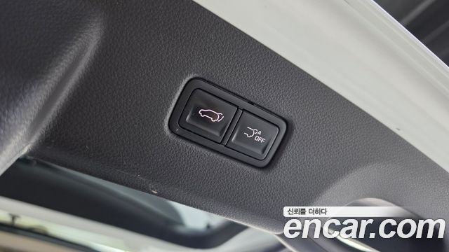 Kia Canival 2023 — photo 21