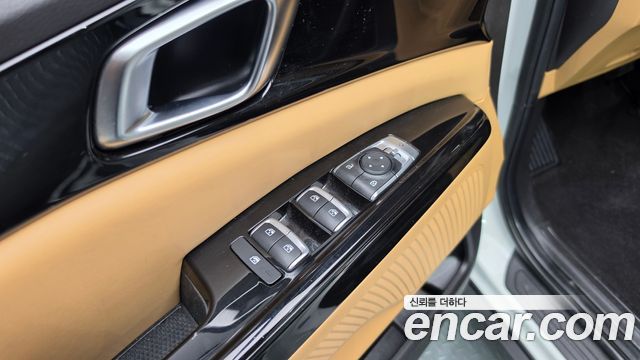 Kia Canival 2023 — photo 27