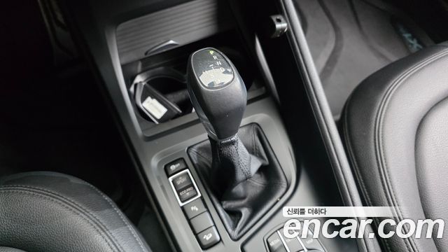 BMW X1 2016 — photo 9