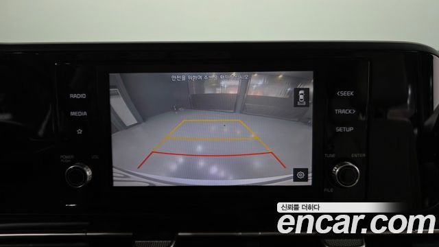 Kia Canival 2021 — photo 15