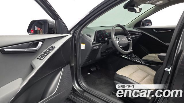 Kia Niro 2023 — photo 13